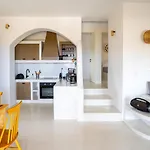 Villa Saint Nicholas - *