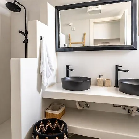 Saint Nicholas - * Kithnos