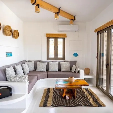 Villa Saint Nicholas - *