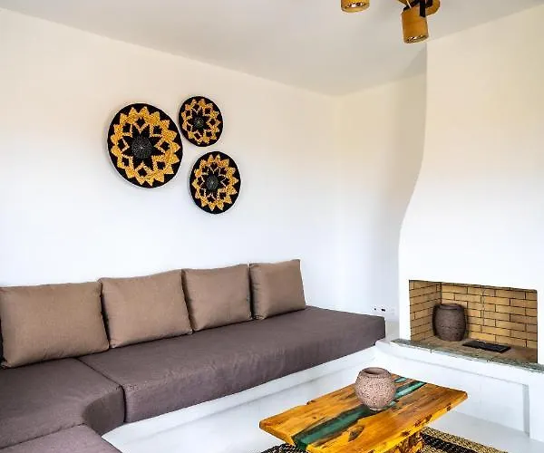 Villa Saint Nicholas - *