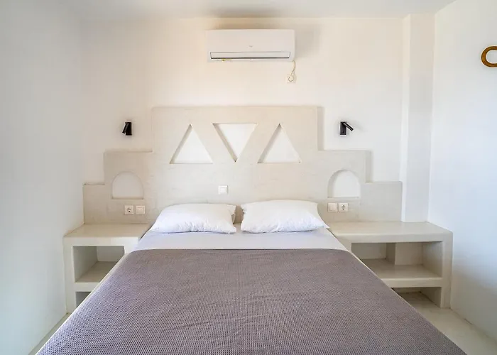 Villa Saint Nicholas - *