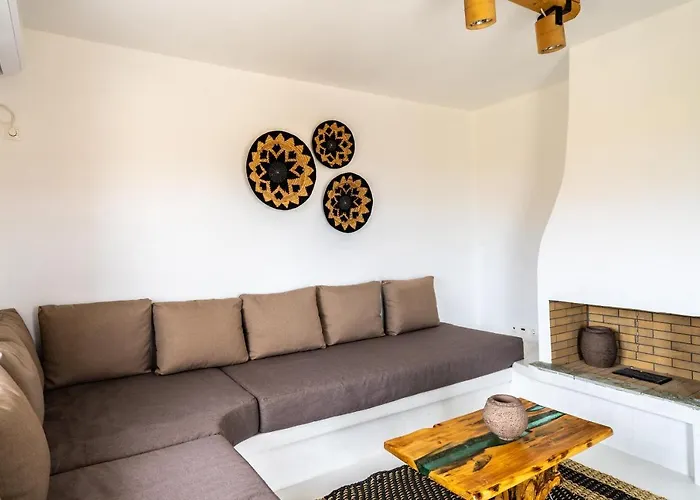 Villa Saint Nicholas - *